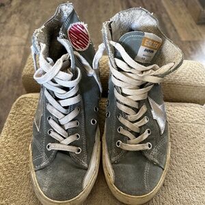 Golden Goose Francy  Suede Sneaker in Military Green/Silver/White